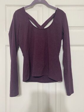 Victoria’s Secrets purple long sleeves sweater size M